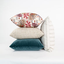 Load image into Gallery viewer, Felix 20x20 Pillow, Sisal