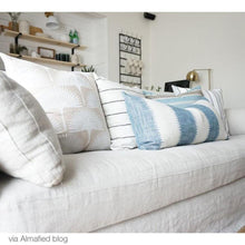 Load image into Gallery viewer, Toulouse 20x20 Pillow, Onyx
